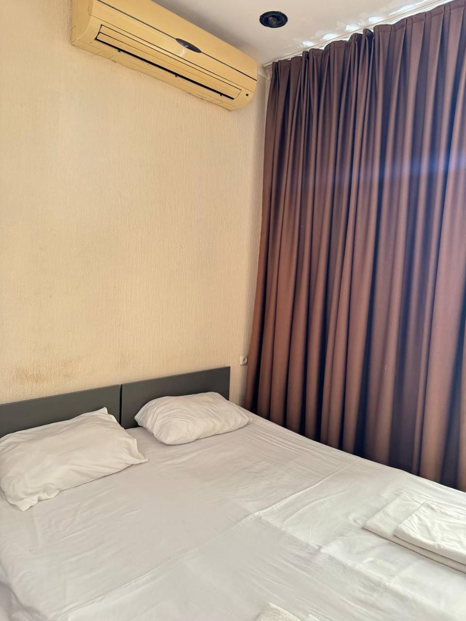 Centre Hotel-Hostel Erywań Zewnętrze zdjęcie