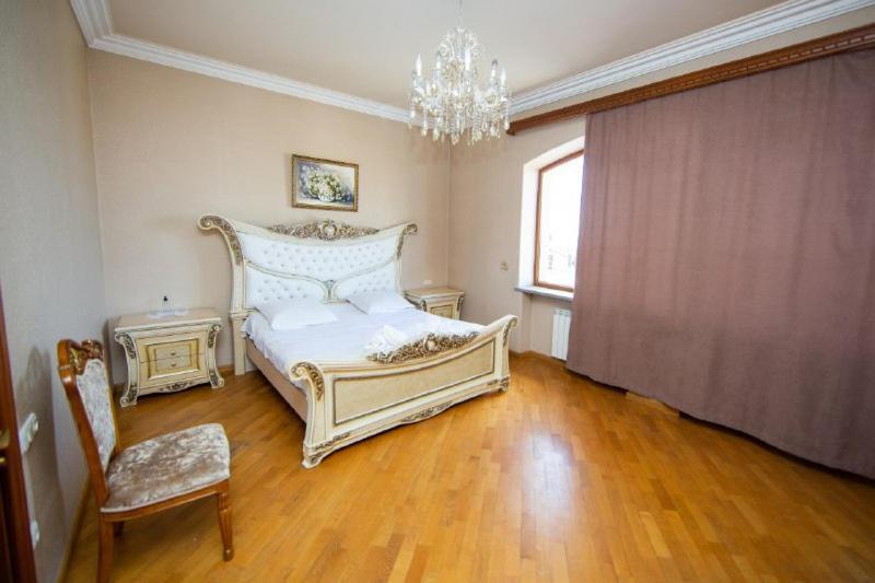 Centre Hotel-Hostel Erywań Zewnętrze zdjęcie