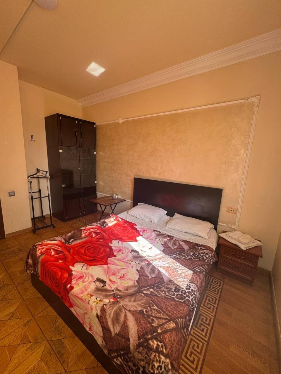 Centre Hotel-Hostel Erywań Zewnętrze zdjęcie